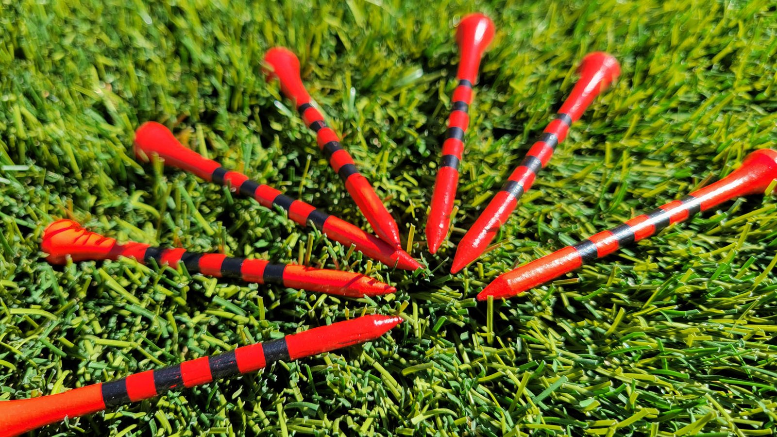 Red Wooden Golf Tees with Black Precision Height Stripes – Best Golf
